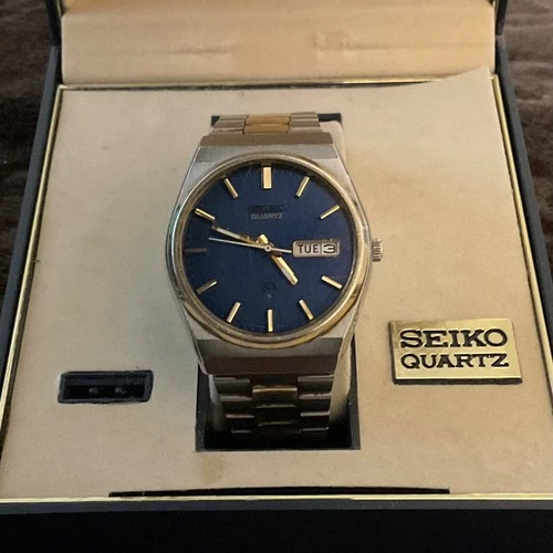 Vintage 1978 Seiko Quartz Men's Watch FJ026M , Blue Dial, Day Date, New Battery