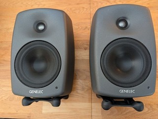 Genelec 8330A SAM Studio Monitors (Pair) Genelec Table Stands – Excellent Cond