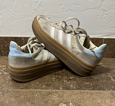 adidas Gazelle Platform Suede Low Top Lace-Up Sneaker Gray White Blue Gum