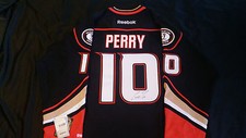 Corey Perry Signed Anaheim Ducks Home Jersey with K2Sports COA !