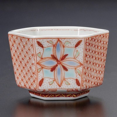Kutani Ware Porzellan Fukushima Reiko Guinomi Japanisch Sake Tasse Aka-E Sarasa