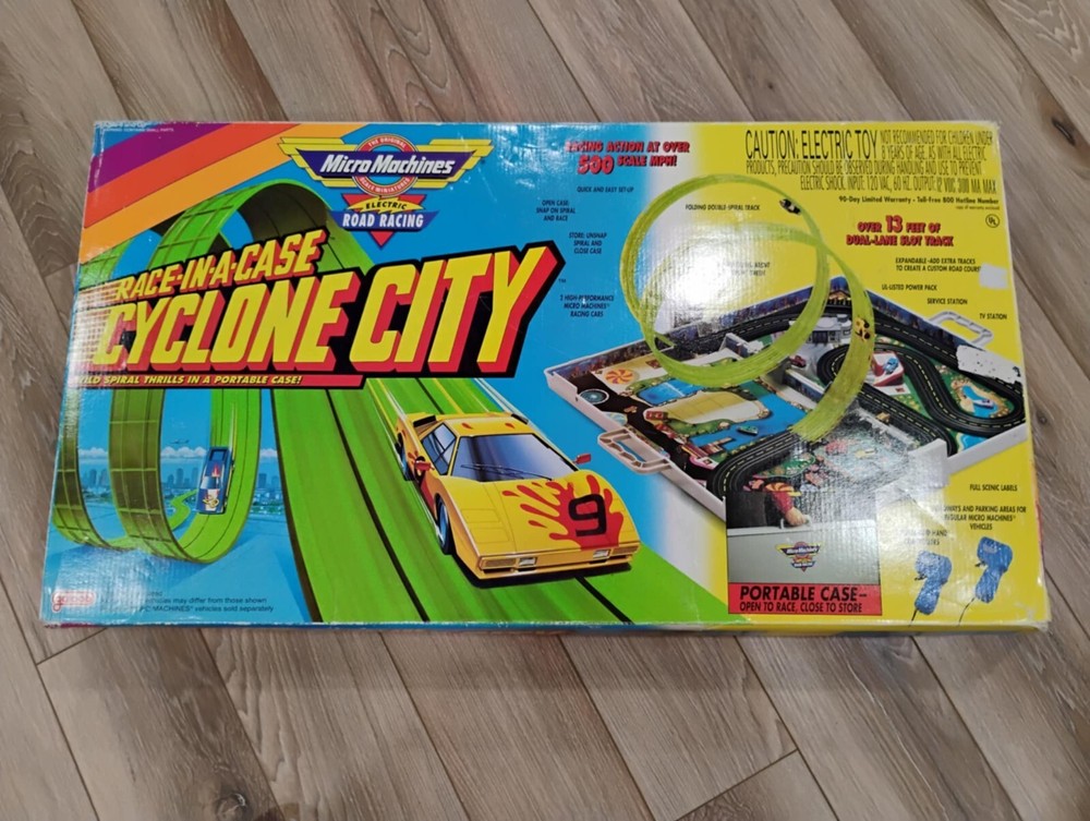 Galoob Micro Machines Cyclone City Slot Car Set In Box & Instructions  