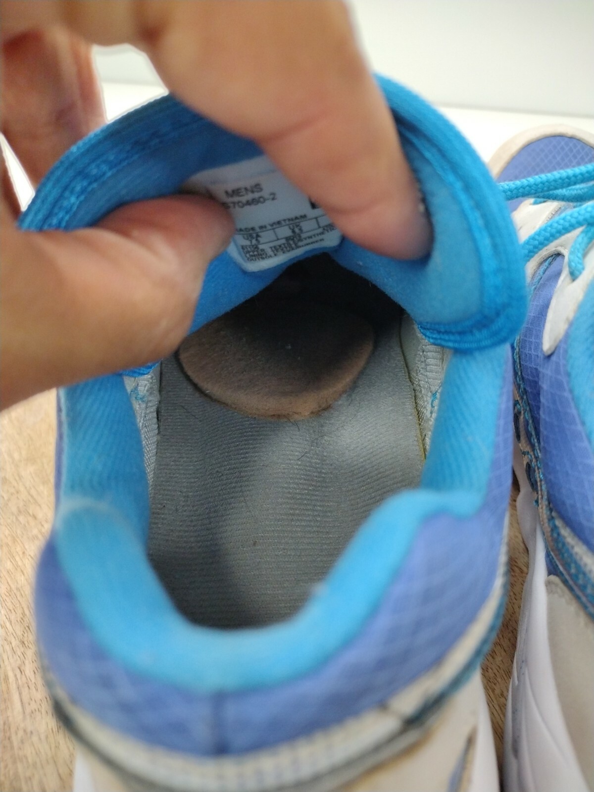 Saucony Aya Shoes S70460-2 in Blue & White Men's Size 7.5 thumbnail 10