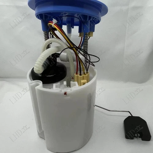 1x Conjunto de módulo de bomba de combustible derecha 8V0919087A para Audi RS3 TTRS 2017-2020 ¡2,5 L! - Imagen 1 de 6