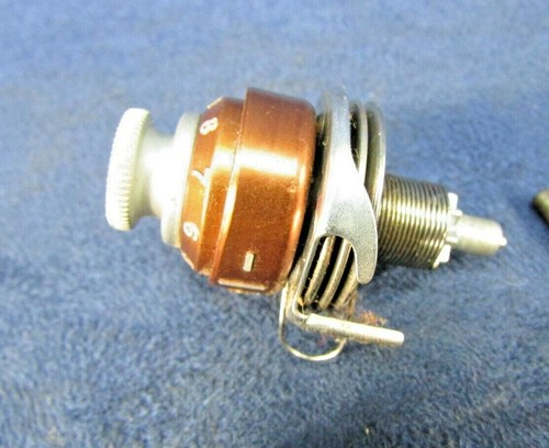 Máquina de coser Singer modelo 401A ¡Elige tus piezas! Envío gratuito de más de $30 - Imagen 72 de 198