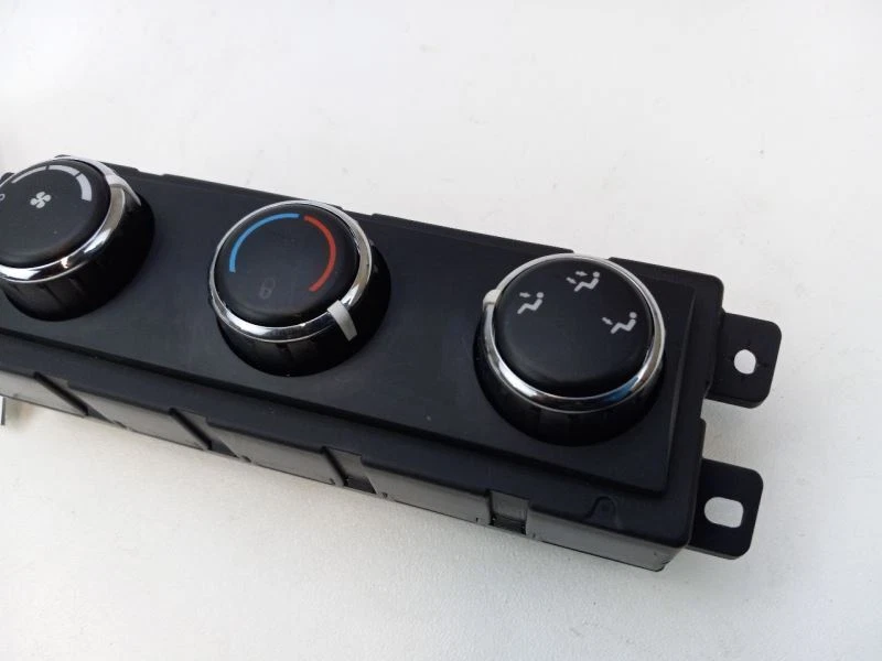 2009-2011 DODGE JOURNEY REAR AC HEAT TEMPERATURE CONTROL - Image 3 of 4