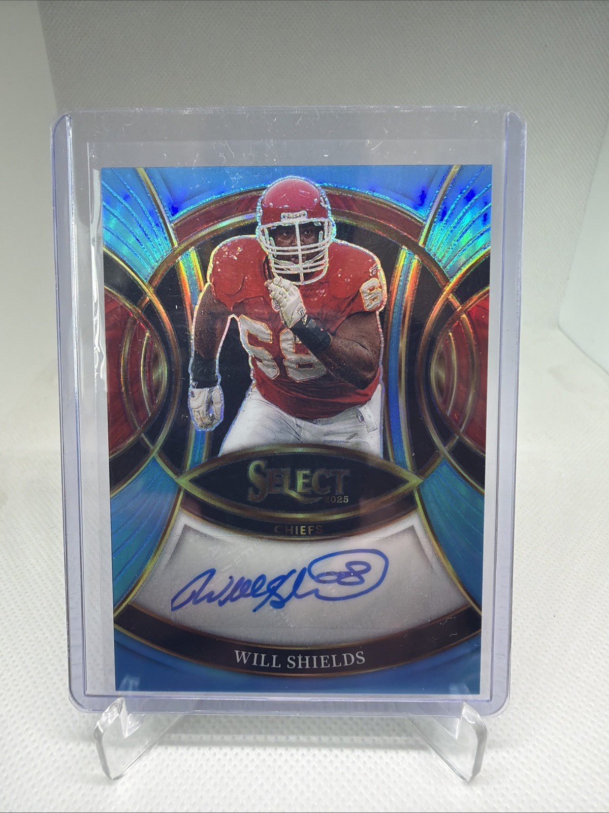 2025 Panini Select - Signatures Will Shields #SP-WSS Light Blue Prizm /49 (AU)