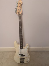 Vintage Fenix Bass Guitar By Young Chang 90