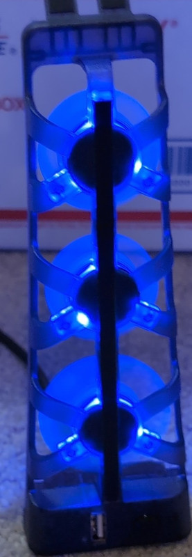 USB Powered 3-Fan External Cooling Stand w/ Blue LED