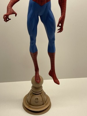 Amazing Spider-Man Statue PVC Diorama Diamond Select Marvel