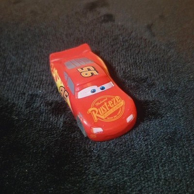 Disney Pixar Cars Lightning McQueen Spielzeug Rust-eze Nr 95 Figur