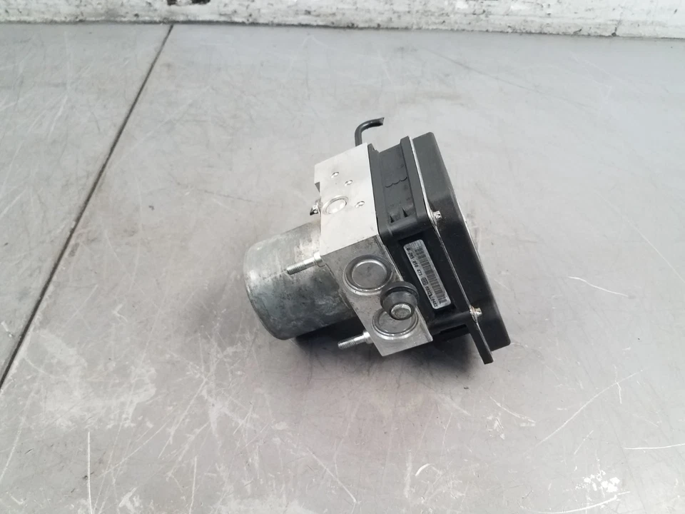 Audi S4 B7 Avant 2006 módulo de bomba de freno ABS #2021 J3 Foto 2 de 4