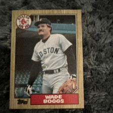 Topps 1987 Wade Boggs Boston Red Sox Base Set Baseball Card #150