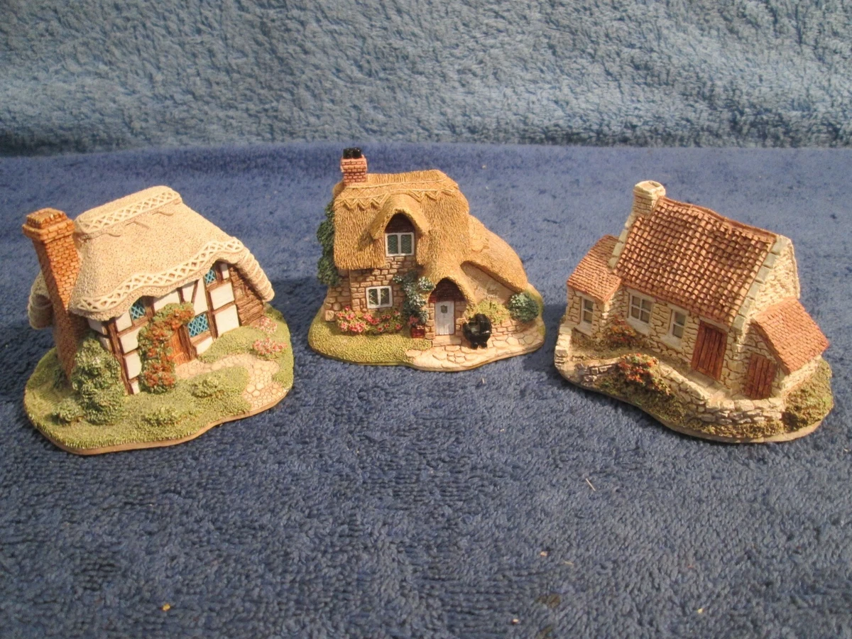 Lilliput Lane Strawberry Cottage for sale | eBay UK