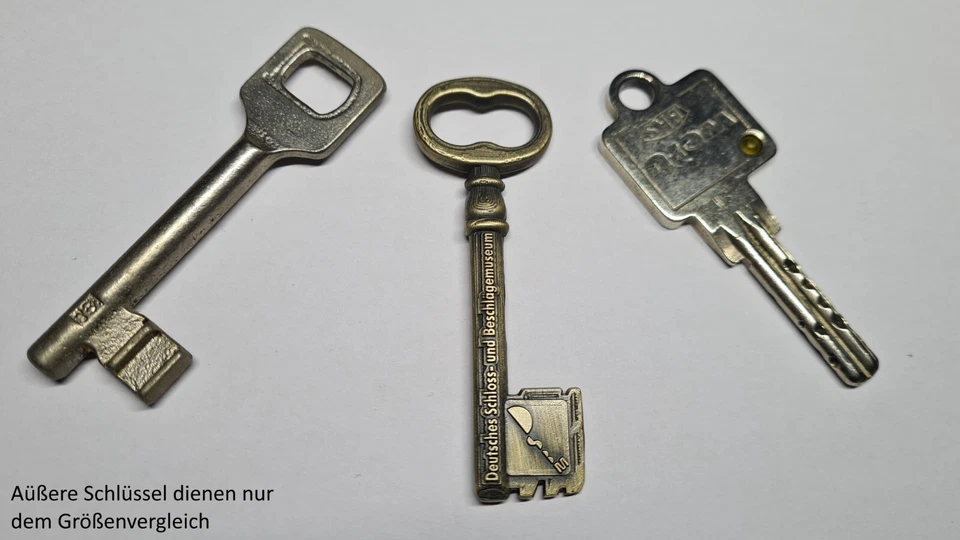 Geocoin DSBM - Der Trackable zum Geocache "Aufgeschlossen?!" - Bild 3 von 3