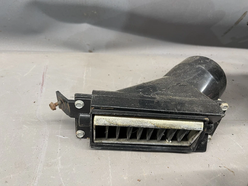 1969 1970 Chevy Impala Dash A/C Duct Plenum Air Conditioning BelAir Caprice Vent - Image 4 of 4