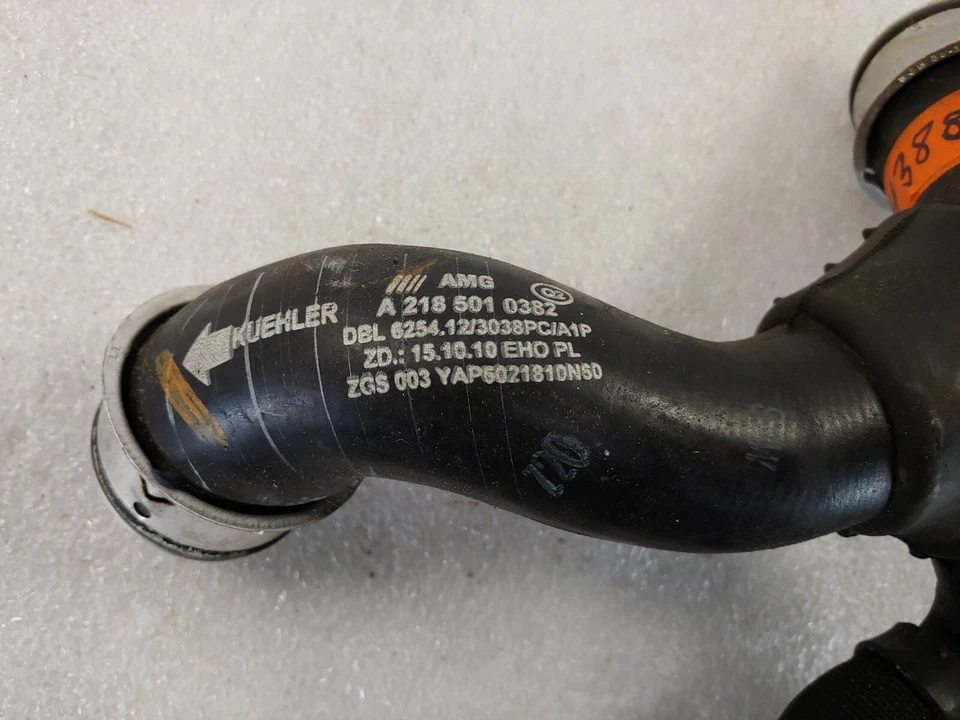 2012-2018 Mercedes Benz CLS63 AMG W218 LH Radiator Coolant Hose OEM A2185010382 Foto 3 de 4