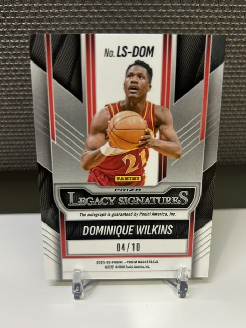2025-26 Panini Prizm Dominique Wilkins GOLD SHIMMER Legend Auto Card 4/10 view 2