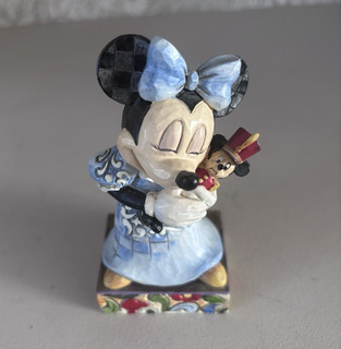 Enesco Disney Traditions Minnie Mouse "Minnie As Marie" Figurine