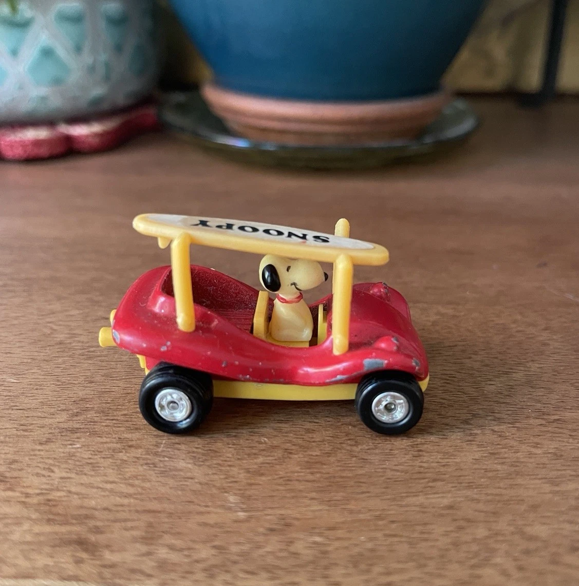 SNOOPY HANDFULS MINI DIE CAST ミニカー Snoopy Diecast Car In