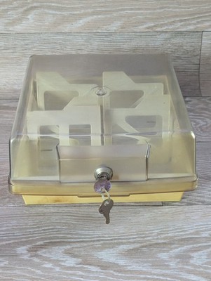 Vintage 3,5 Disketten Aufbewahrungsbox mit Teilern und Schlüsseln - einige Gebrauchsspuren bitte lesen.
