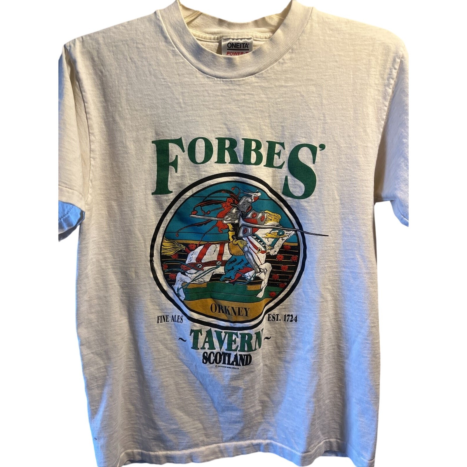 VINTAGE Forbe’s Tavern Scotland Shirt Adult Medium White Beer Casual Men’s