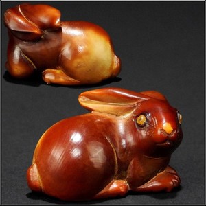 Japan Antique Netsuke Rabbit Natural material carving inlaid crystal eyes inro