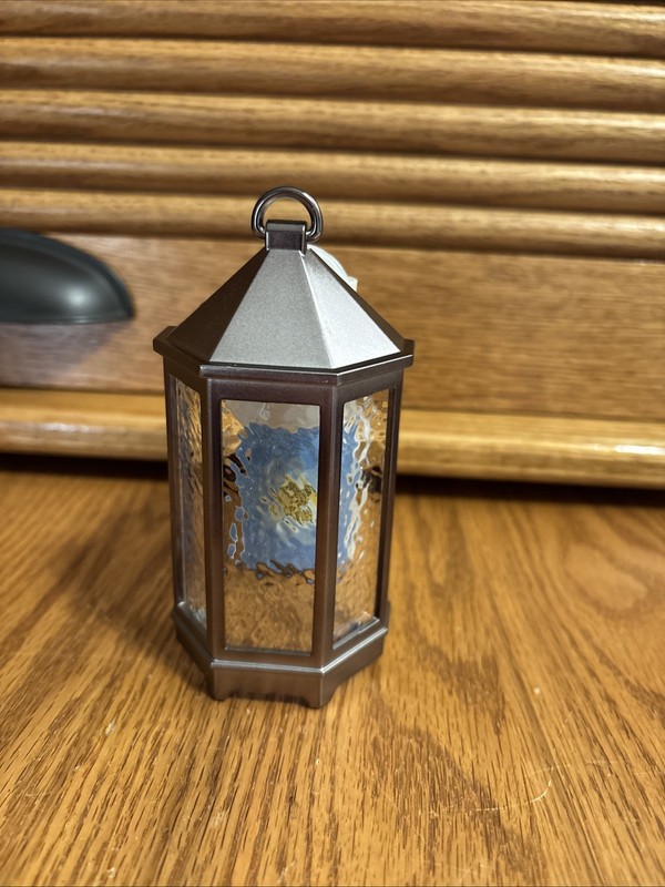 New, Bath & Body Works Lantern Plug-In. This Is Also A Nightlight. ￼