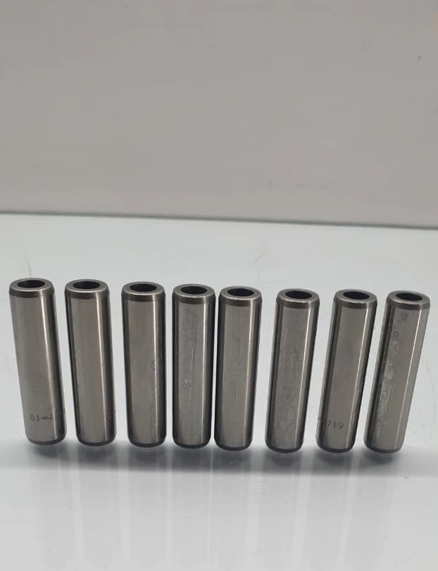 8 НАПРАВЛЯЮЩИХ ВЫПУСКНЫХ КЛАПАНОВ 81-4719 TRW для VOLVO 140 240 340 440 940 I Saloon P18 - Изображение 2 из 4