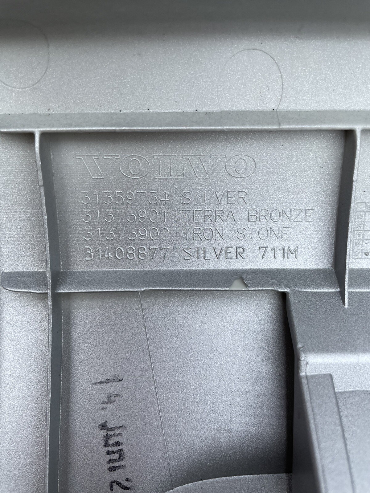 VOLVO V60 REAR BUMPER TOW EYE/HOOK COVER 31359734 2014-18 for sale 