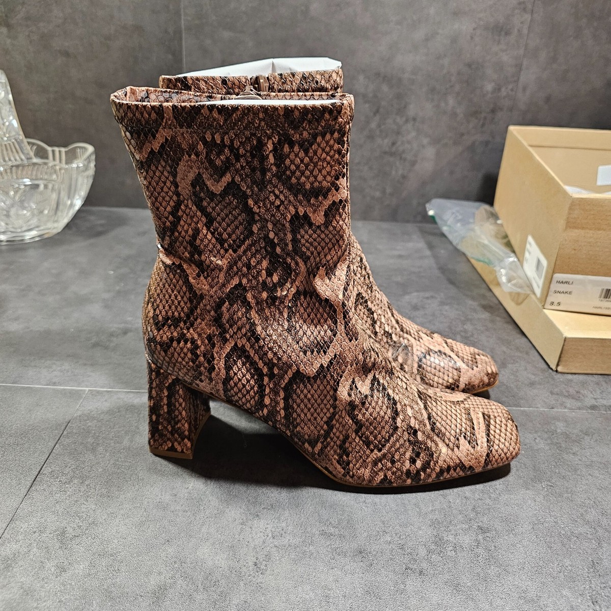 Steve Madden Boots Womens Sz Harli Snake NEW