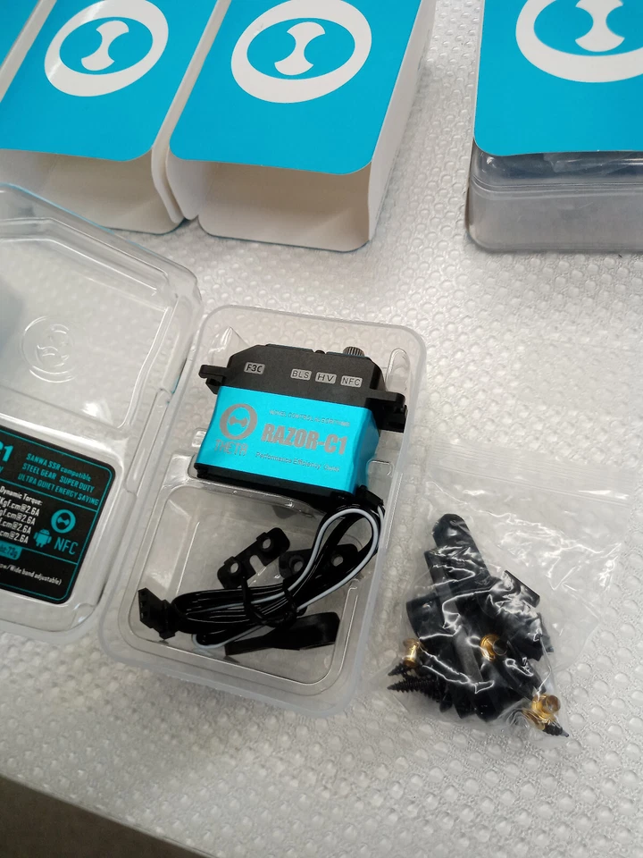 THETA RAZOR HELI F3C 760µs Servo Set mit NFC, High Tech Top Servos - Bild 2 von 4