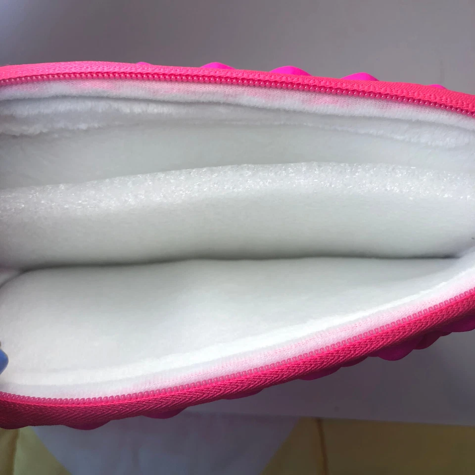 iPad Tablet Carry Case for Devices up to 10" Padded Soft Sided Pink by Greene - Image 4 of 4