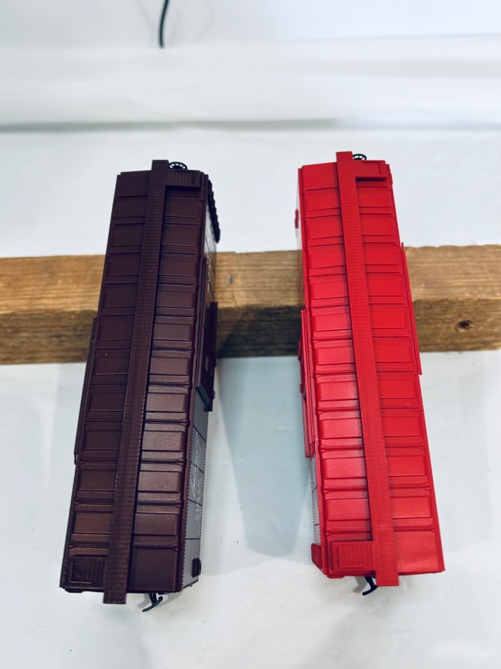 Athearn HO Scale Box Cars Lot of 2 eBay