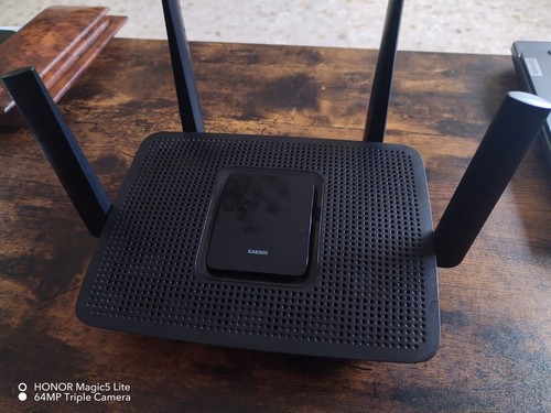 Router Linksys EA8300 Max-Stream 4k AC 1200 Router Wireless Tri -Band - Photo 2/5