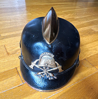 Antique Firefighter Helmet Leather Black with Metal Comb Leather Strap Emblem Axe Helmet