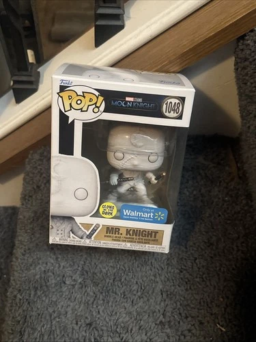 Funko Pop! Marvel Mr. Knight (Glows in the Dark) Walmart (Exclusive) Moon Knight