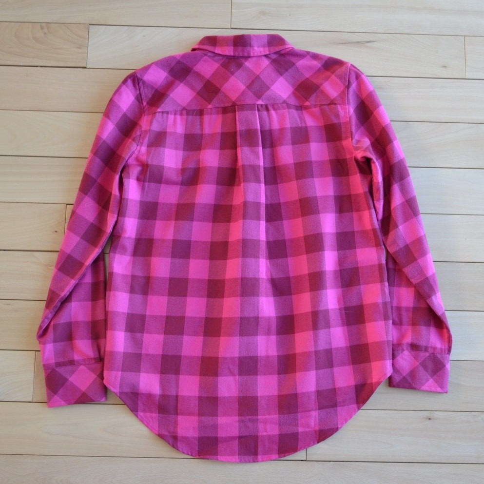 Vineyard Vines Performance Button Down Shirt Box … - image 4