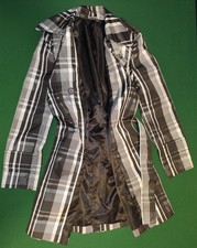 Mode Szene 34 Regenmantel Trenchcoat ungetragen komplett gefüttert !