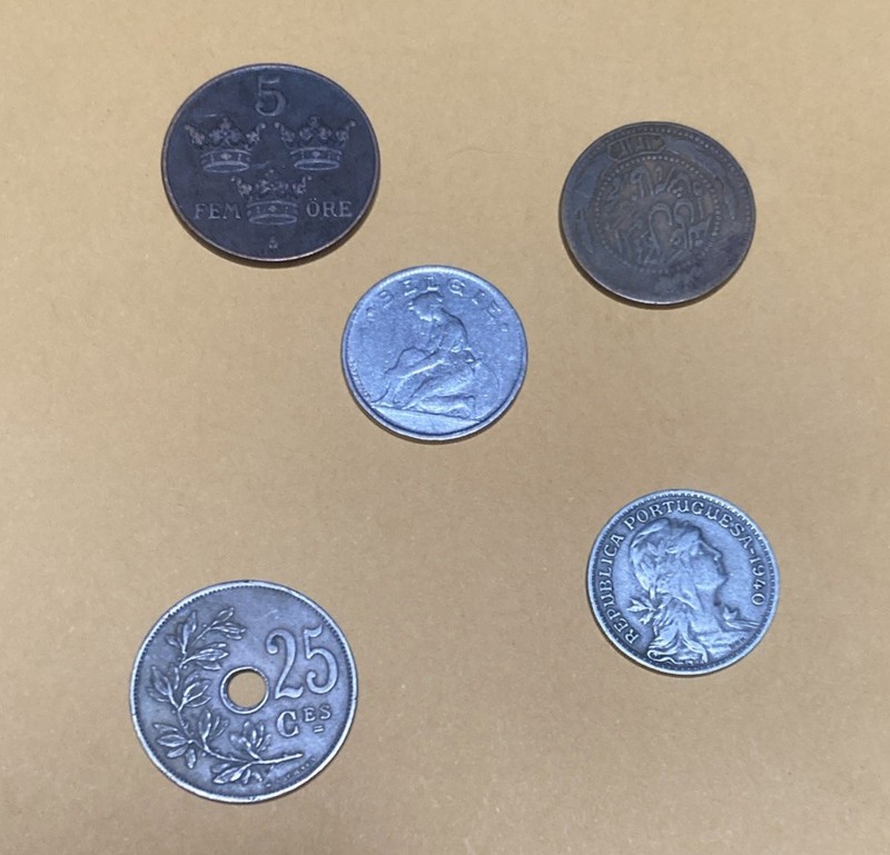 FIVE Beautiful rare world coins lot .Excellent Condition Look bid buy them now!!