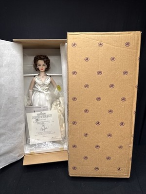 Madra All About Eve Gene Marshall 16'' Ashton drake fashion doll