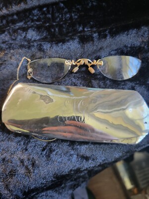 RARE Antique SOLID SILVER PINCE-NEZ GLASSES CASE Pince-nez GLASSES  UK