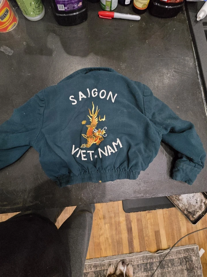 Vintage 1970 Vietnam Souvenir Tour Jacket Kids Saigon Dragon Sleeves Tiger 70s - Image 2 of 4