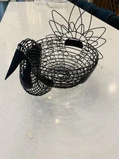 Metal Farmhouse Wire Egg Turkey Bird Basket With Sharp Beak 11” x 5”