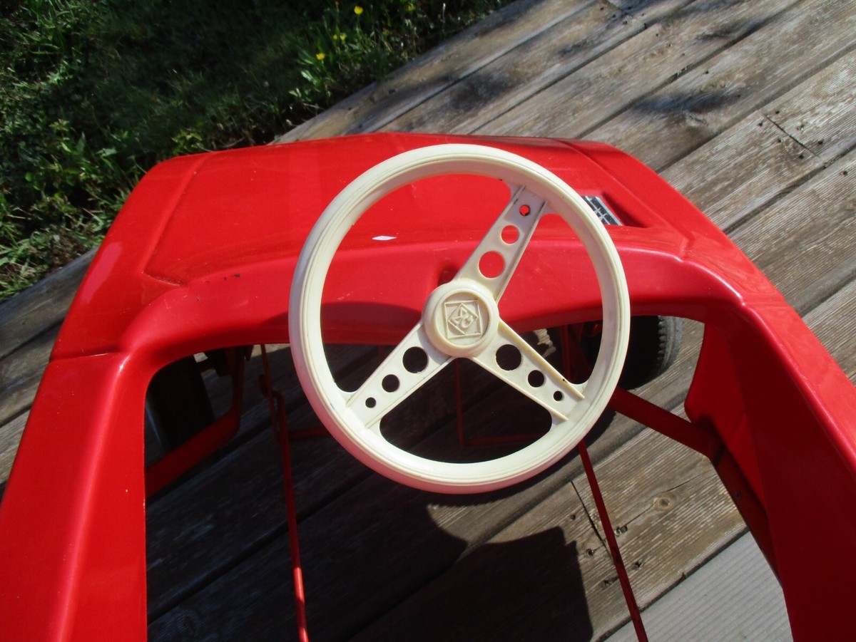 Voiture à Pédales Citroën SM Rouge - MG Morellet Guerineau - Plastique - 120 Cm - Occasion