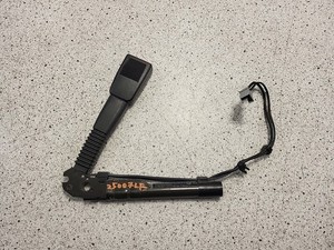 BMW E90 330d, Untergurt mit Gurtstrammer links, 72117213563