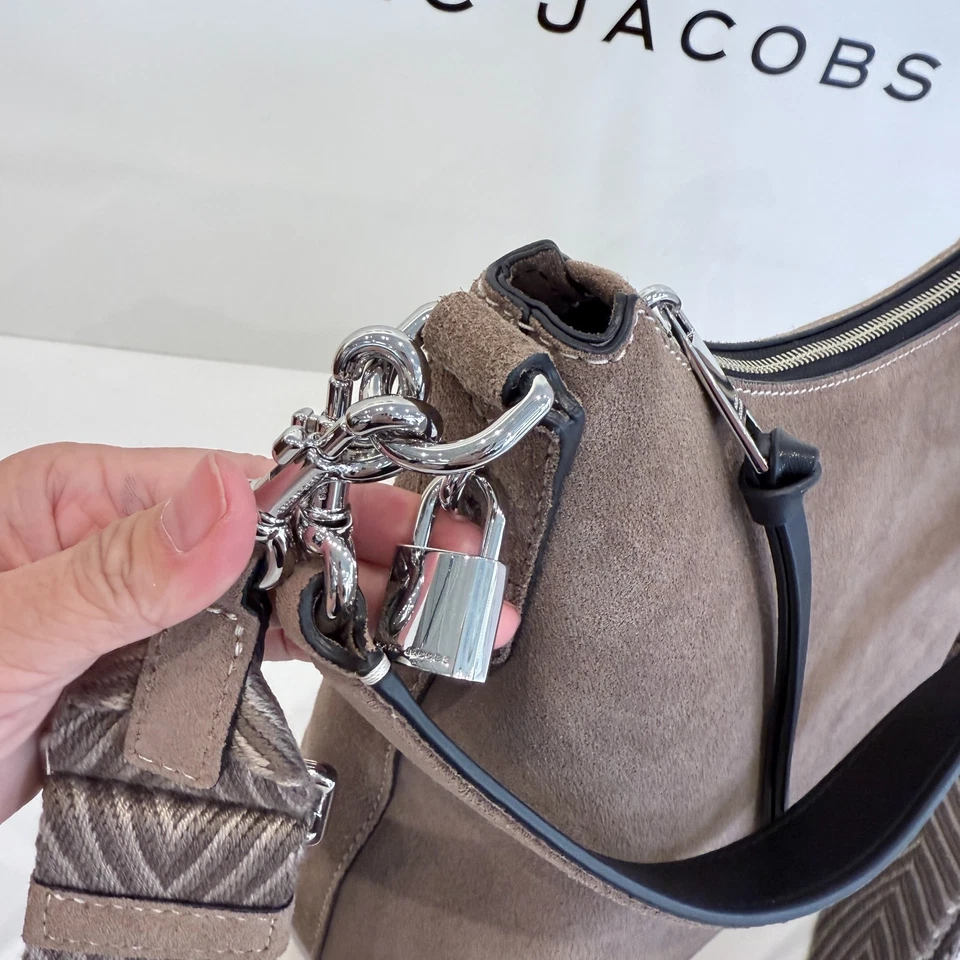 Marc Jacobs 4R5HSH018H01 Drifter Mensajero Gamuza $458 Foto 2 de 4