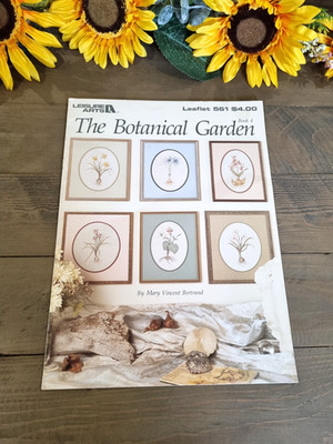 Leisure Arts The Botanical Garden cross stitch chart 561 Vintage 1987 Bertrand