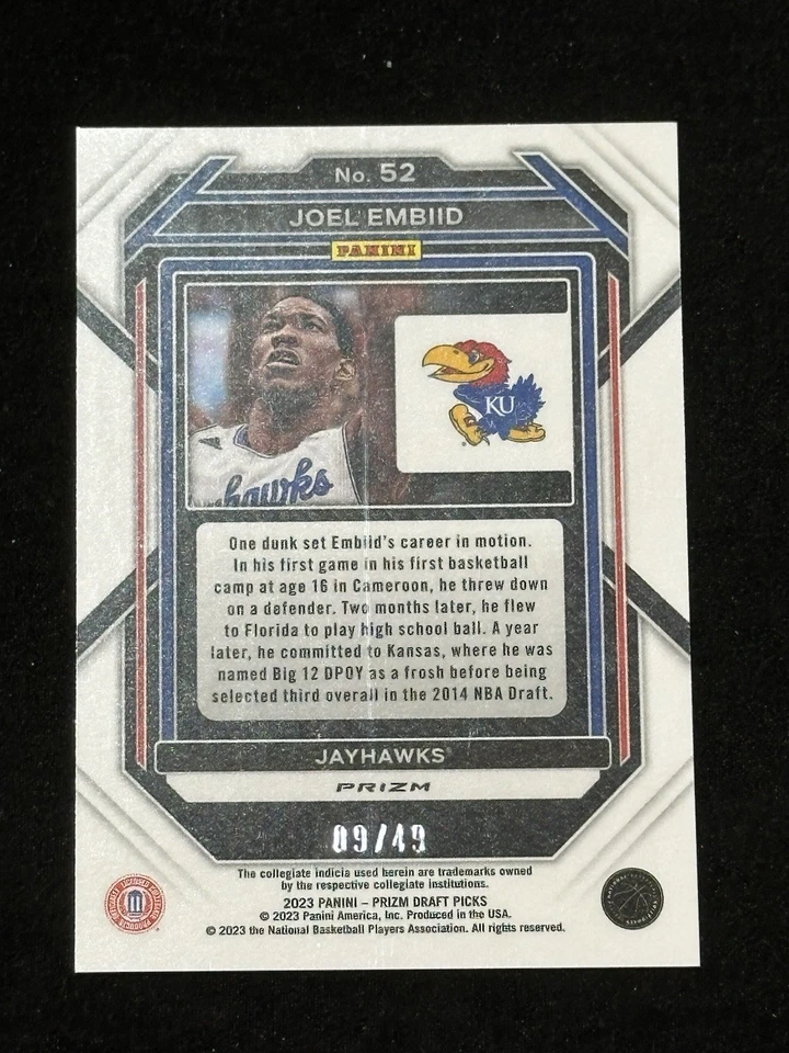Selecciones de draft Panini Prizm 2023 Joel Embiid #52 Orange Pulsar Prizm/49 SP Foto 3 de 4