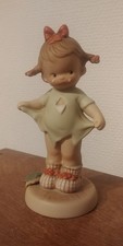 Keramikfigur M&auml;dchen mit Schleife im Haar, Lucie Attwell, Mommy I teared it